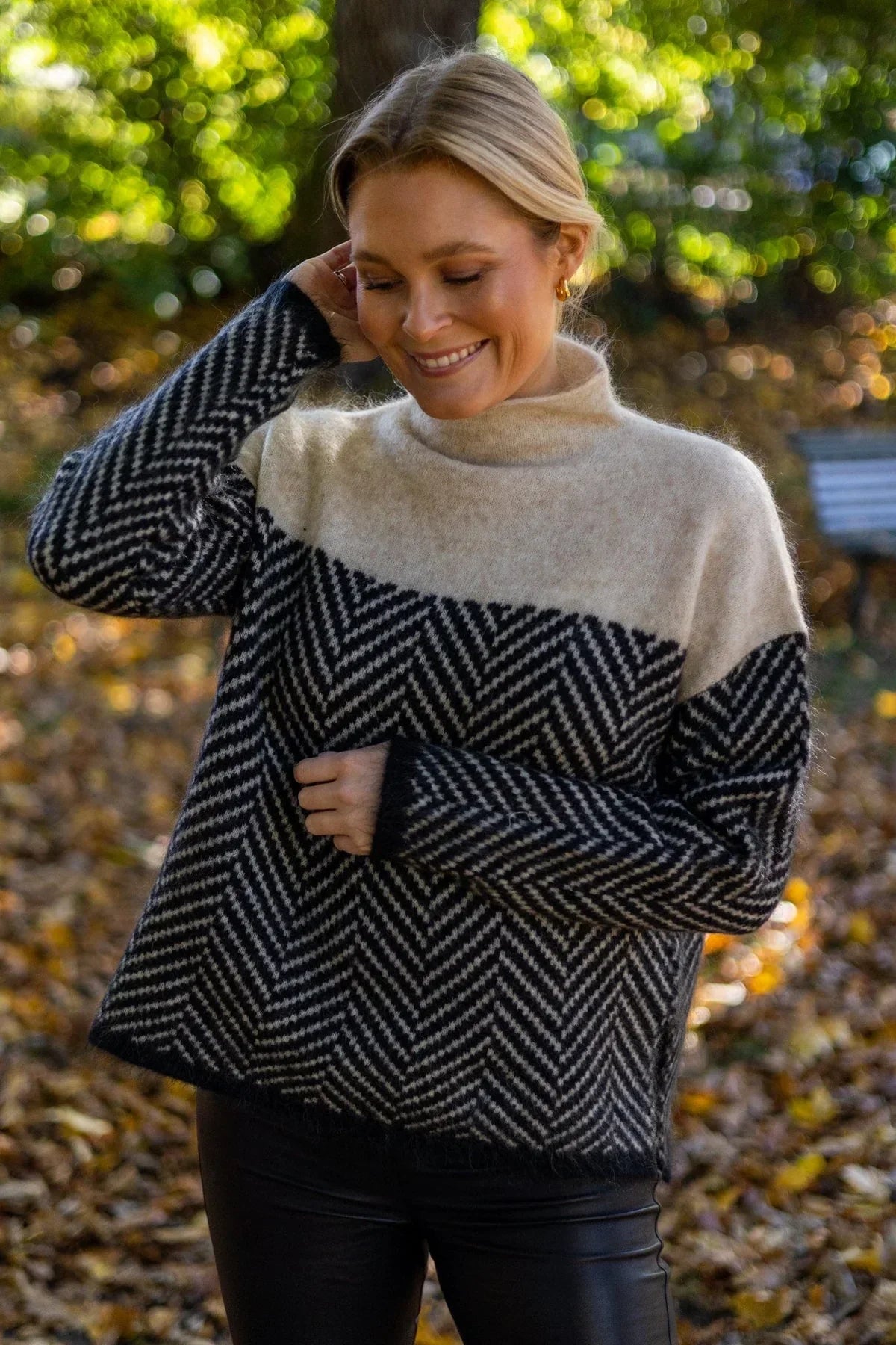 ADELIE | Pulover Premium cu guler înalt din tricot de calitate