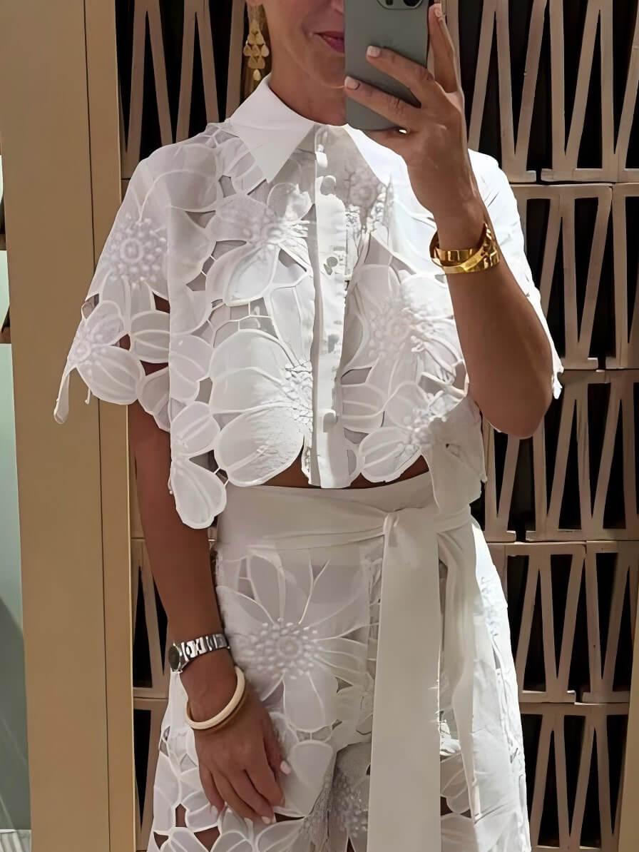 Costum sexy din dantelă brodată florală excepțională
