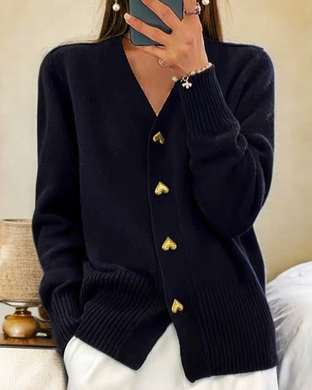 Adele | Cardigan elegant cu nasturi în formă de inimă
