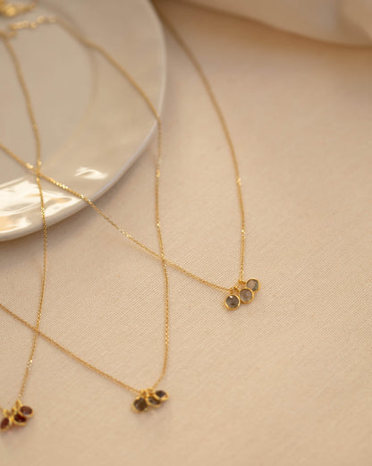 Halsband TROIS med månsten