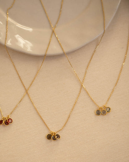 Halsband TROIS med månsten