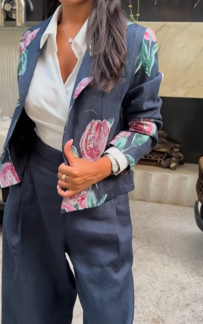 Set med mönstrad blazer och vida byxor